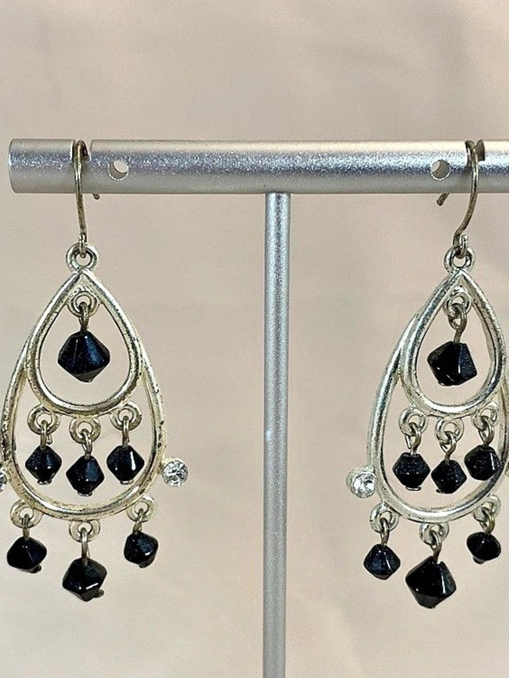 Silver & Black Drop Earrings Like New